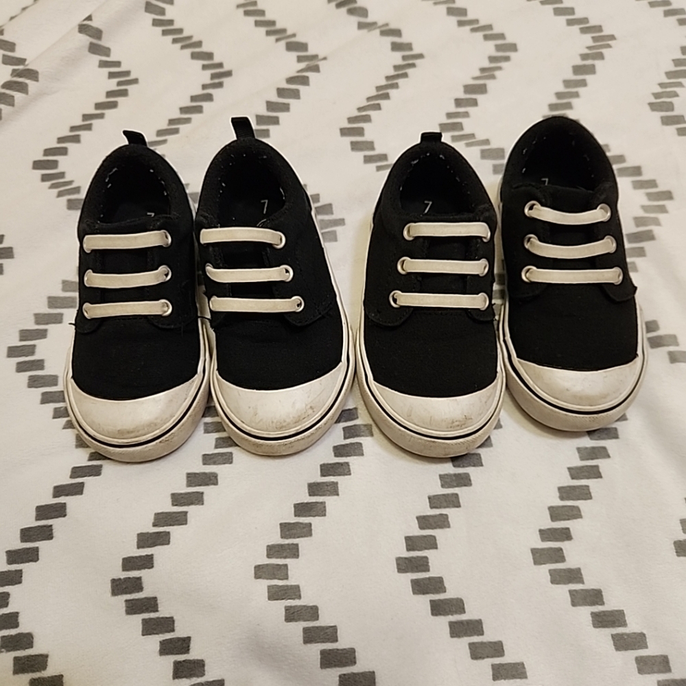 Black and White Kids Sneakers WonderNation Boys Size 7 Two Pairs